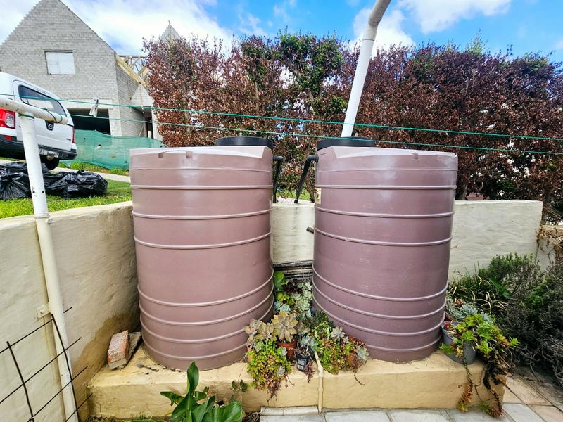 4 Bedroom Property for Sale in Vakansieplaas Western Cape